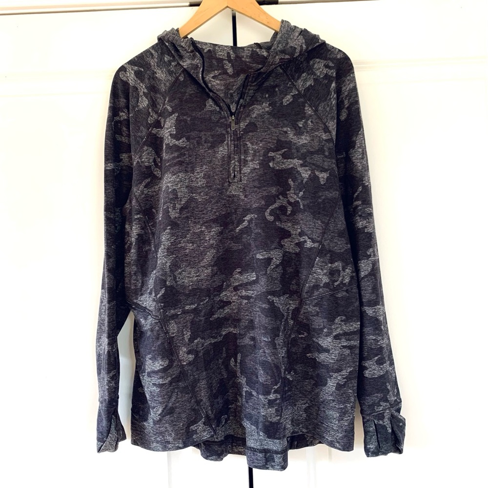 Lululemon Hoodie Warm Stabilizer Half Zip Jacket Long Sleeve Camo Print Size 10